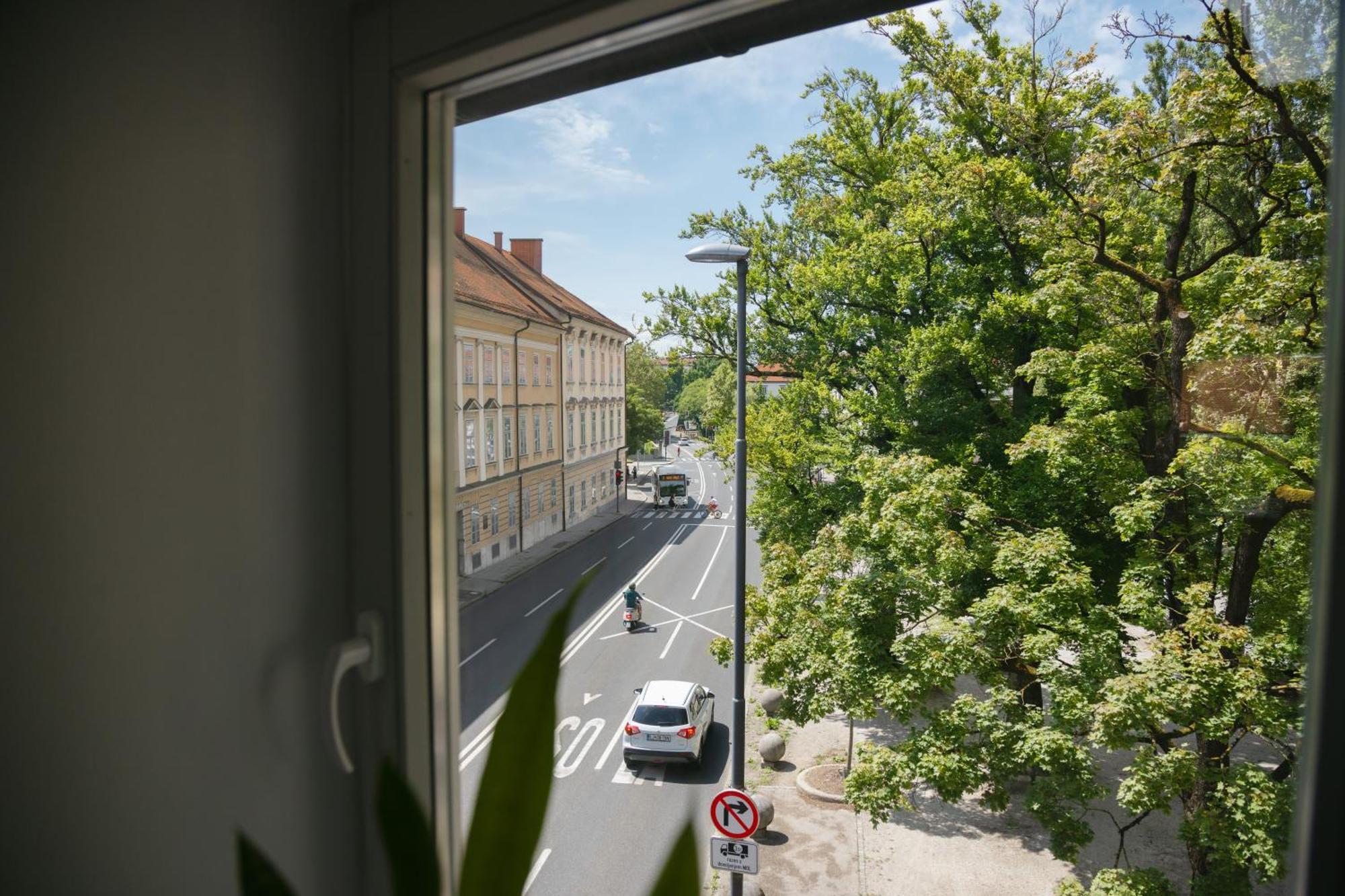 Bridge Apartments Ljubljana Buitenkant foto